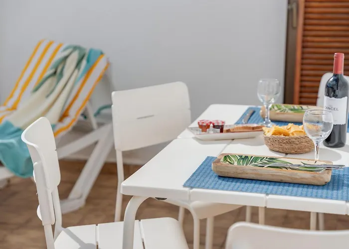 Atico Cardon * Адехе